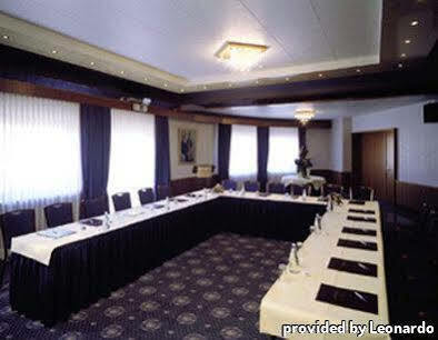 Ambassador Bosten Hotel