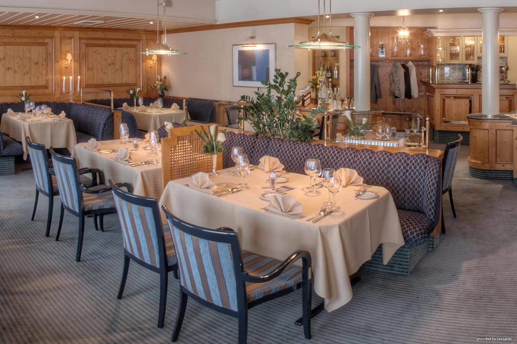 Ambassador Bosten Hotel 4*